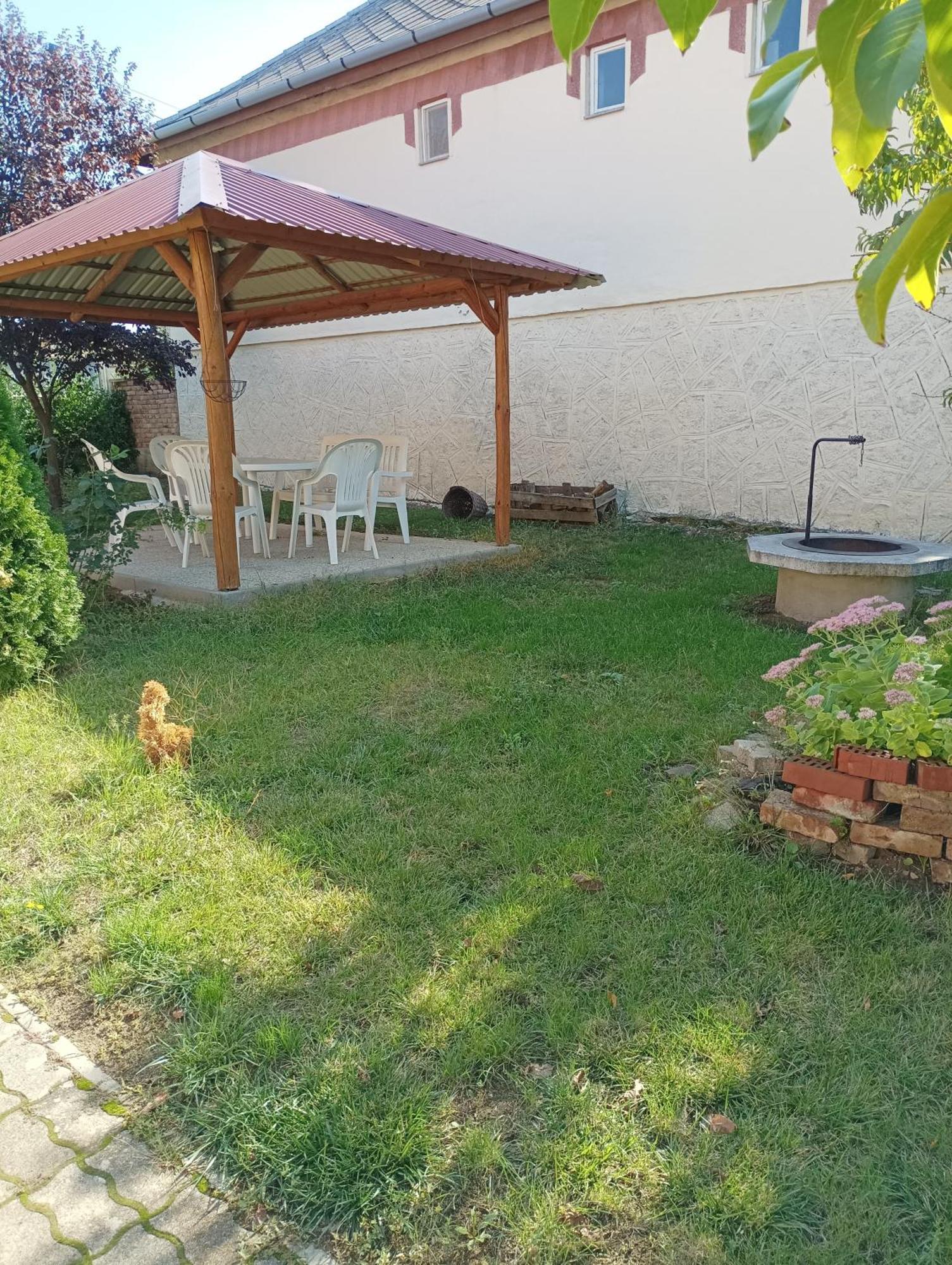 Bandi Vendeghaz Daire Verpelét Dış mekan fotoğraf