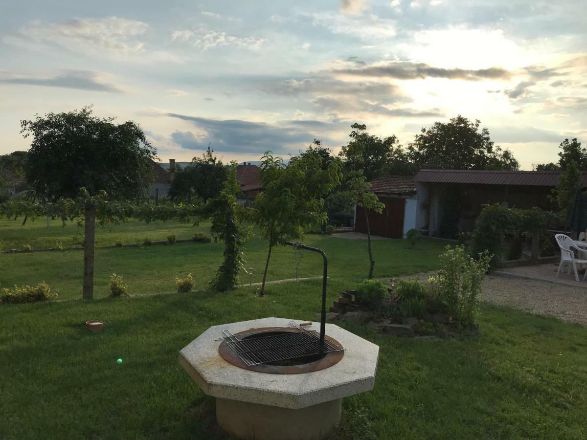 Bandi Vendeghaz Daire Verpelét Dış mekan fotoğraf